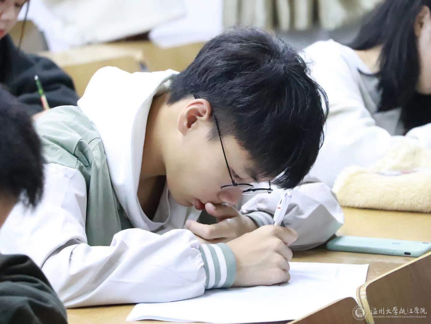 微信图片_20201207174117.jpg