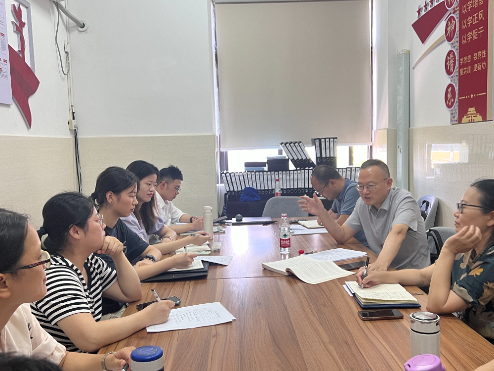 开学初2.jpg
